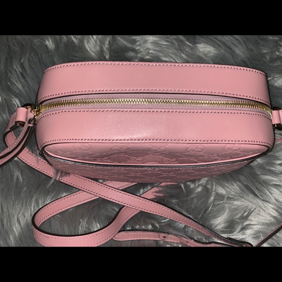 Pink Guccissima Small Signature Camera Bag - Picture 3 of 11